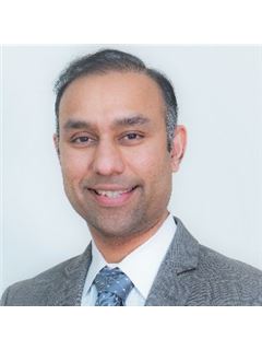 Kinnar Shah - RE/MAX Diamond, Realtors
