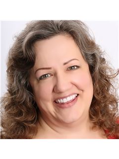 Loreen Callahan - RE/MAX House Values