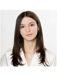 Casey Cole - RE/MAX First Realty II