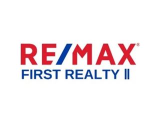 Office of RE/MAX First Realty II - Cranford
