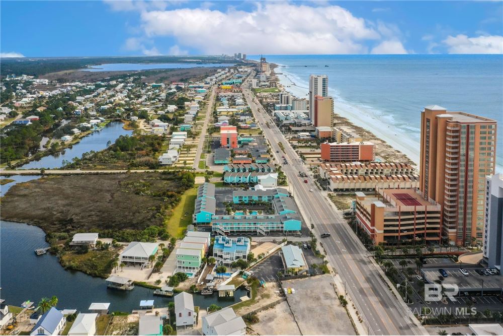 Residential - Condo/Apartment - Gulf Shores, Alabama, United States ...