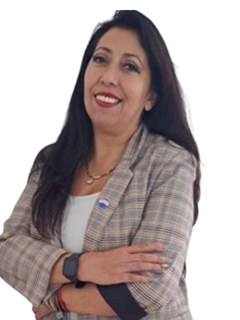 Andrea Yanquez - RE/MAX - CENTRAL