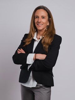 Angeles Perez Navarro - RE/MAX - UNIQUE