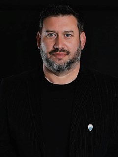 Jorge Vergara - RE/MAX - GOLDEN
