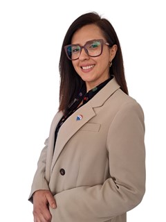 Indiana Barrueta - RE/MAX - CENTRAL