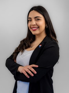 Catalina Cáceres Leiva - RE/MAX - PRIORITY