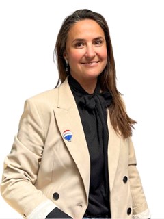 Офис персонал - Yolanda Lopez Diaz - RE/MAX - GOLDEN