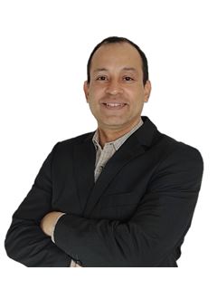Daniel Salermi Betancourt - RE/MAX - BURÓ