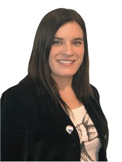 Broker/Owner - Claudia Mardones - RE/MAX - FIRST