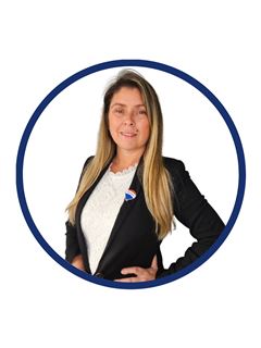Marion Pavez Faúndez - RE/MAX - FIRST