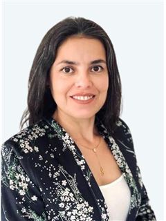 Angélica Muñoz - RE/MAX - CENTRAL