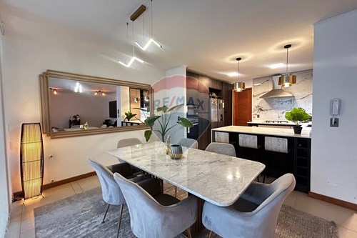 Residential - Townhouse - La Reina, Santiago, Metropolitana De Santiago - CL
