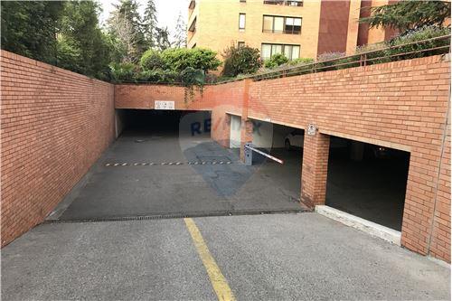 Venta-Estacionamiento-Las Condes, Santiago, Metropolitana De Santiago, CL-1028057131-33