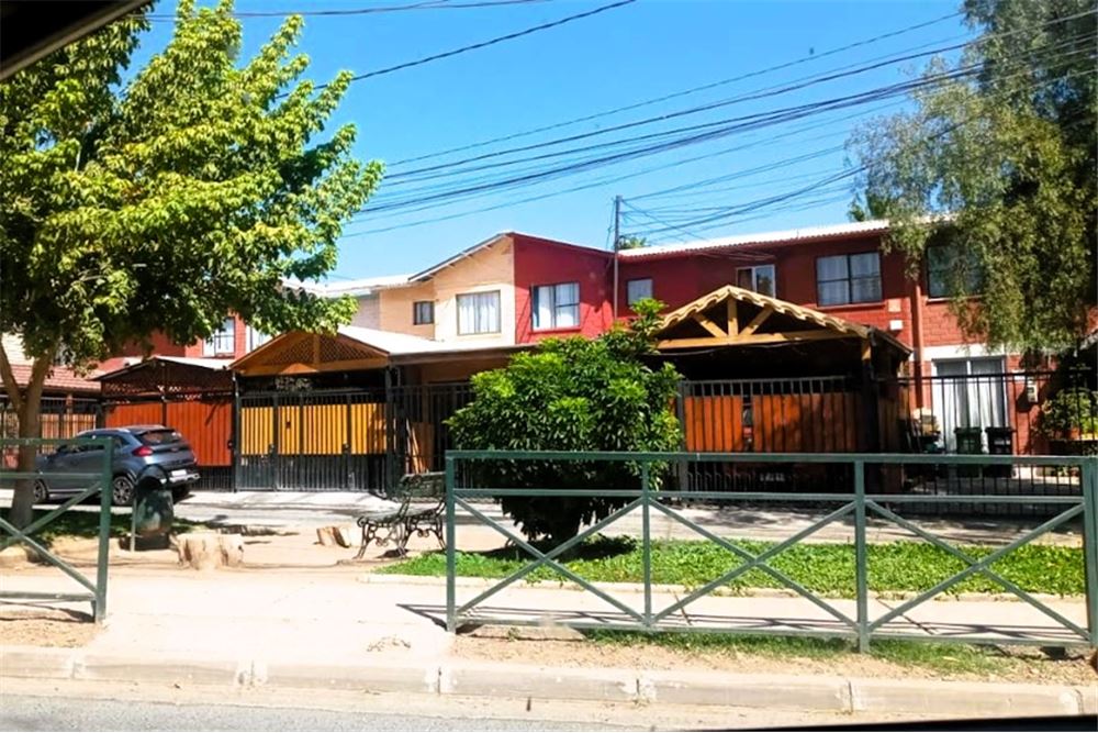 Amplia y Renovada Casa en Canela Alta, Puente Alto
