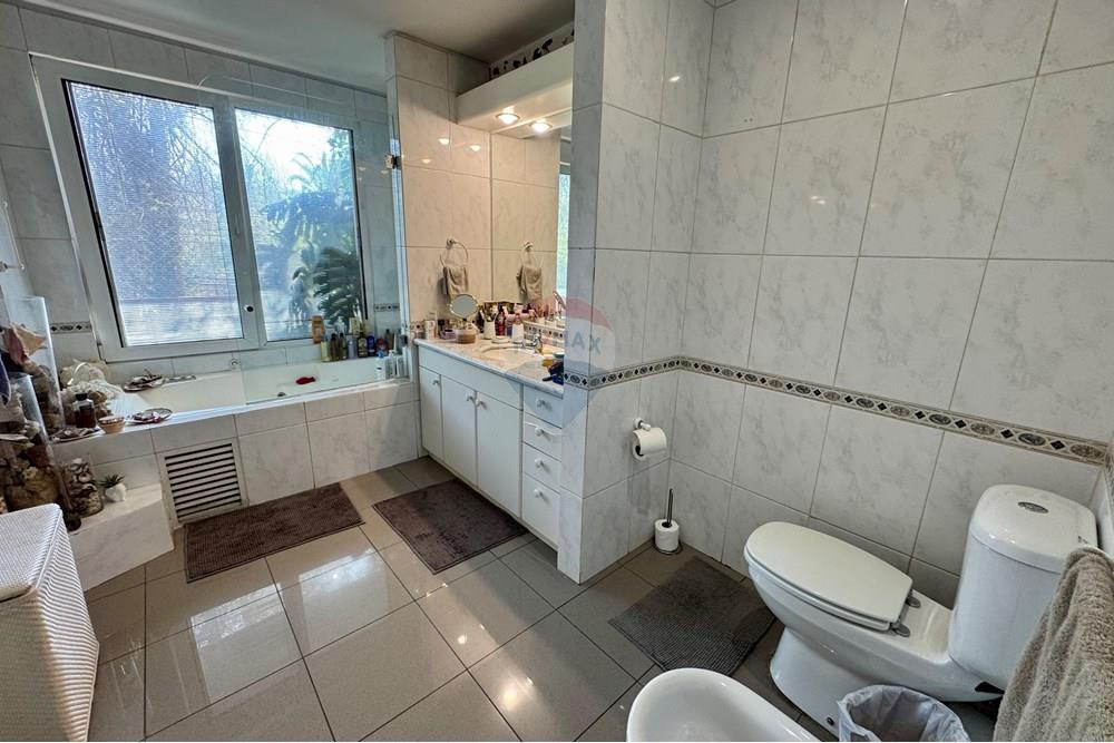 Elamine - Korter - Las Condes, Santiago, Metropolitana De Santiago - CL - IMG_6081.jpg - 1028076046-541