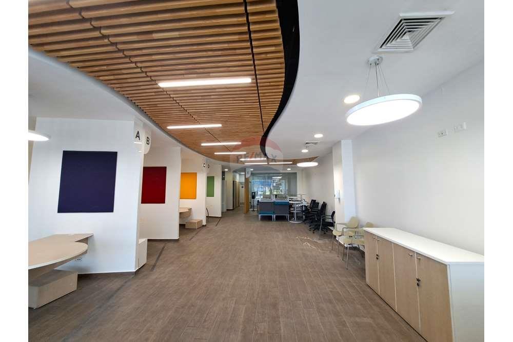 Επαγγελματικό - Εμπορικό - Las Condes, Santiago, Metropolitana De Santiago - CL - 20231004_093556.jpg - 1028091006-657