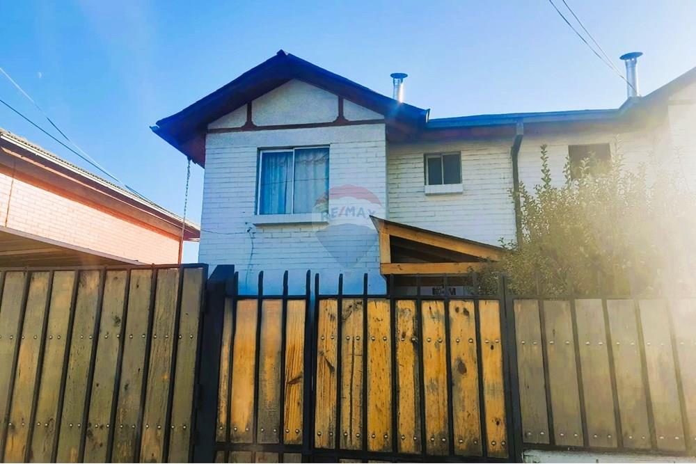 באזור מגורים - בית פרטי - La Florida, Santiago, Metropolitana De Santiago - CL - 1.jpg - 1028037200-25