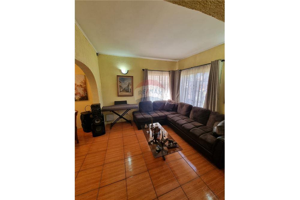 Residential - Bahay - San Miguel, Santiago, Metropolitana De Santiago - CL - 16 - 1028018386-411
