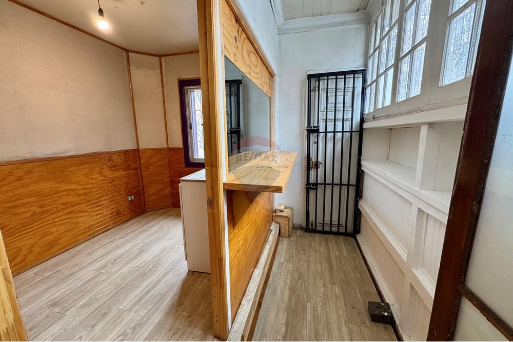 Търговски - Търговски обект/Магазин - Providencia, Santiago, Metropolitana De Santiago - CL - IMG_5982 2.JPG - 1028076046-521