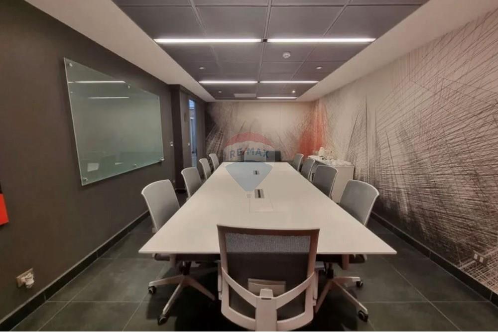 Affärsfastighet - Kontorsutrymme - Vitacura, Santiago, Metropolitana De Santiago - CL - Captura de pantalla 2025-10-16 a la(s) 10.51.09 a.m..jpg - 1028050036-550