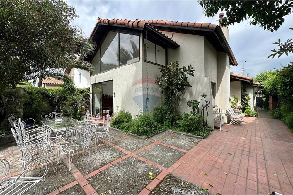 Dzīvojamais - Savrupmāja - La Reina, Santiago, Metropolitana De Santiago - CL - WhatsApp Image 2024-11-12 at 10.22.14 AM (1).jpeg - 1028103008-67