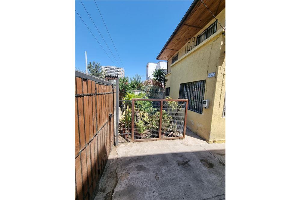 Residential - Bahay - San Miguel, Santiago, Metropolitana De Santiago - CL - 13 - 1028018386-411