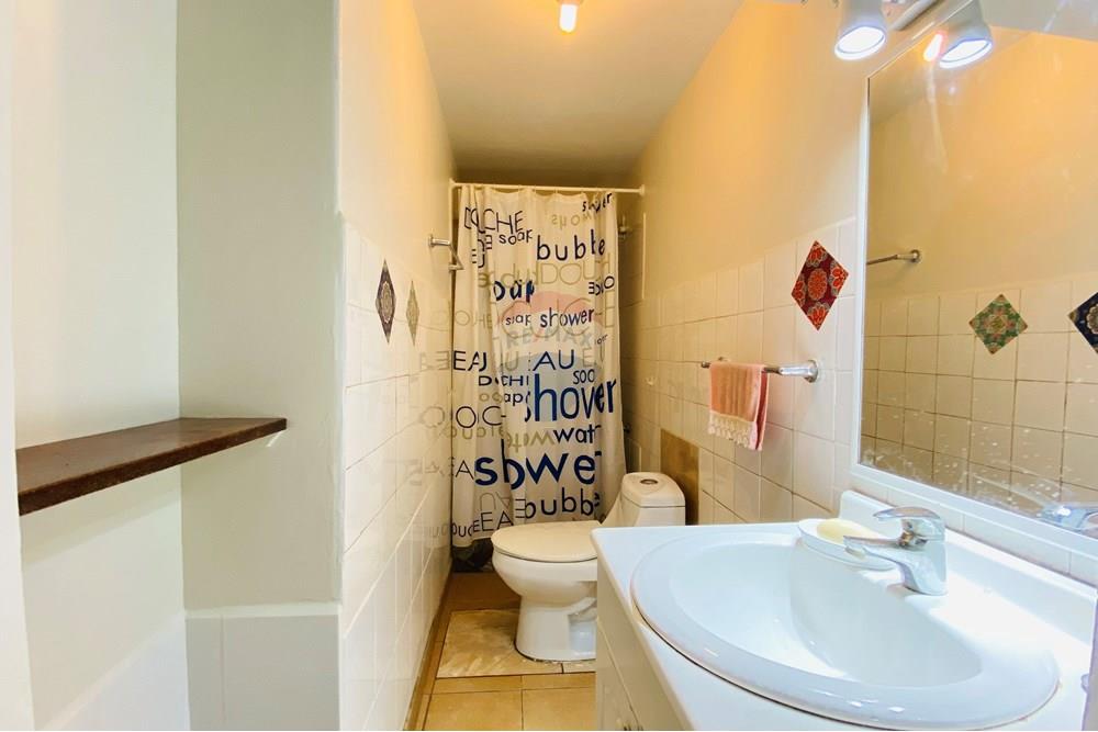 Residential - Отдельно стоящий дом - La Granja, Santiago, Metropolitana De Santiago - CL - IMG_4560.jpg - 1028018342-310