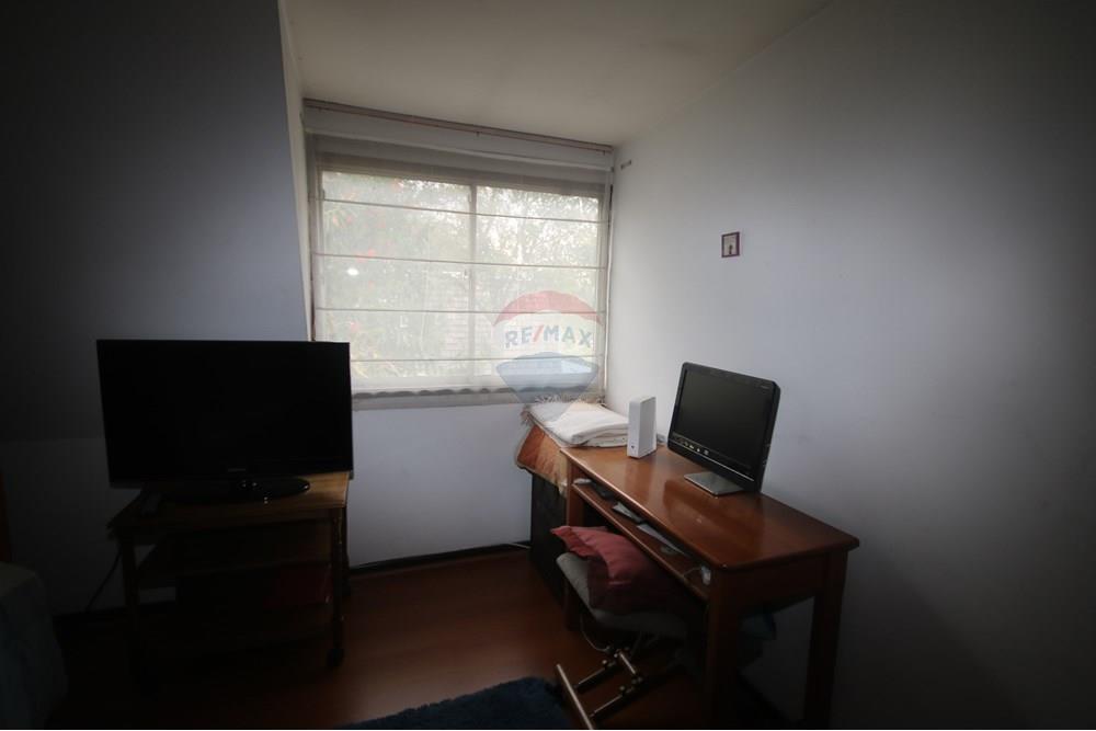 Casa de esquina - Venta - Las Condes, Santiago, Metropolitana De Santiago - IMG_4296.JPG - Dormitorio - 1028109076-8