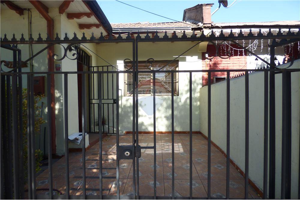 Residential - بيت مستقل - Santiago, Santiago, Metropolitana De Santiago - CL - Estacionamiento  - غيرها - 1028018333-375