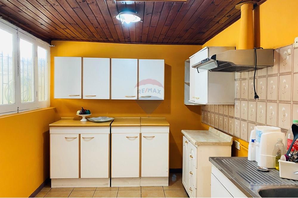 Residential - Отдельно стоящий дом - La Granja, Santiago, Metropolitana De Santiago - CL - IMG_4555.jpg - 1028018342-310