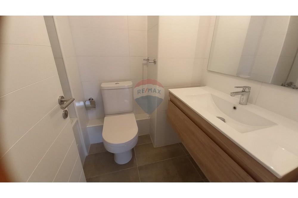 Elamine - Korter - Ñuñoa, Santiago, Metropolitana De Santiago - CL - baño 2.jpg - 1028050078-627