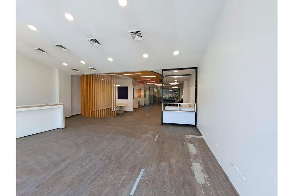 Επαγγελματικό - Εμπορικό - Las Condes, Santiago, Metropolitana De Santiago - CL - 20231004_093548.jpg - 1028091006-657