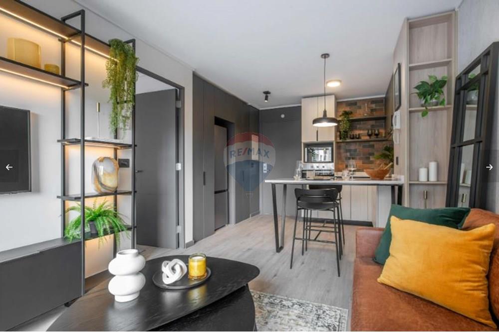 Residential - Διαμέρισμα - Santiago, Santiago, Metropolitana De Santiago - CL - Living 2.JPG - 1028018320-275