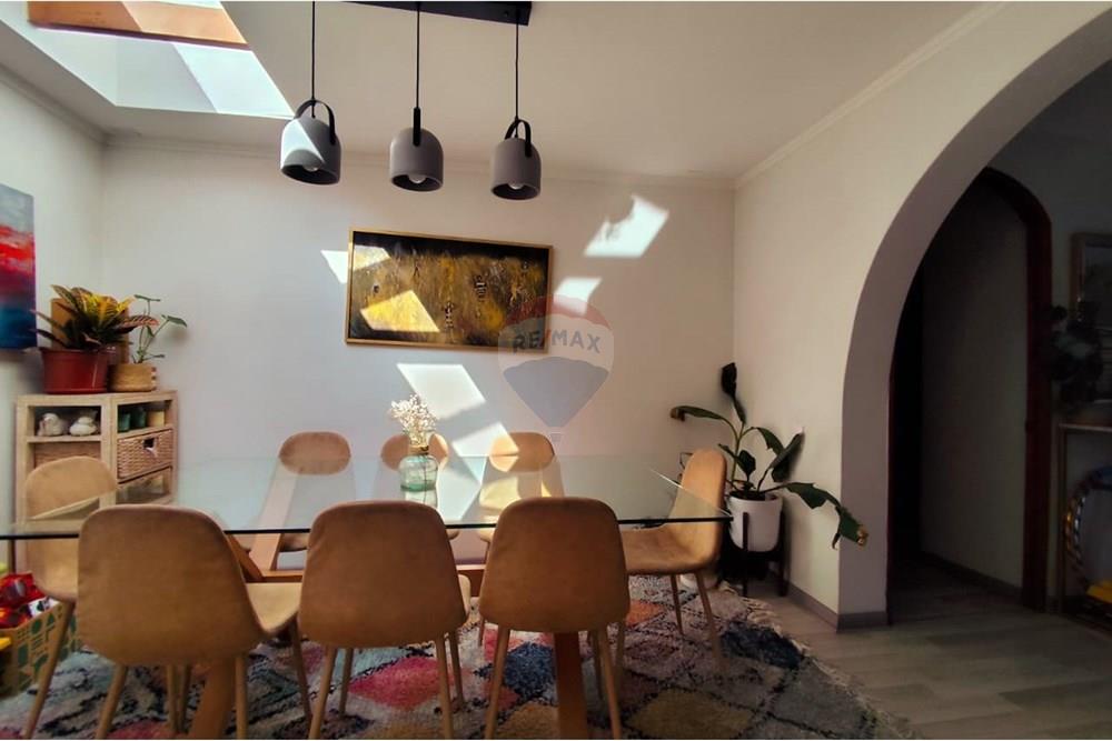 Residential - Rumah Terpisah - La Reina, Santiago, Metropolitana De Santiago - CL - IMG-20250925-WA0089.jpg - 1028100011-168