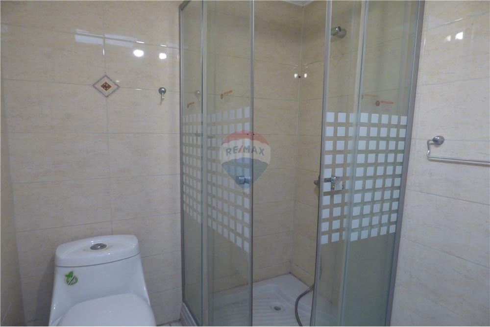 Residential - بيت مستقل - Santiago, Santiago, Metropolitana De Santiago - CL - Baño - حمام - 1028018333-375