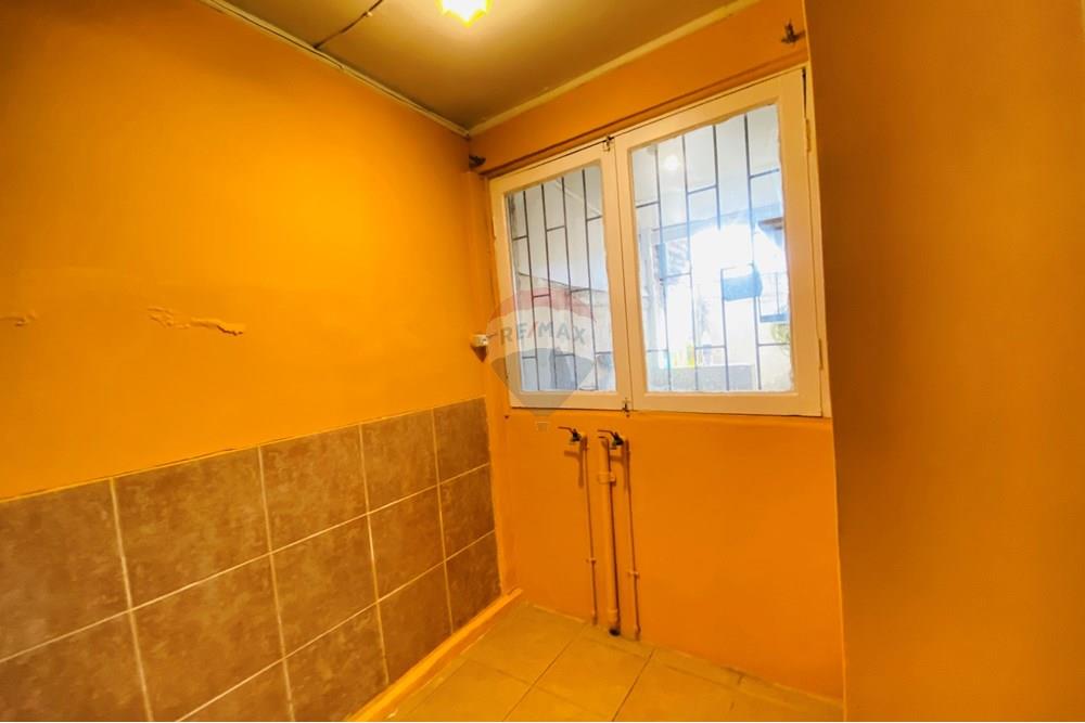 Residential - Отдельно стоящий дом - La Granja, Santiago, Metropolitana De Santiago - CL - IMG_4563.jpg - 1028018342-310