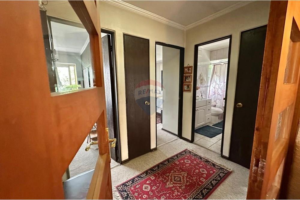 Dzīvojamais - Savrupmāja - La Reina, Santiago, Metropolitana De Santiago - CL - WhatsApp Image 2024-11-12 at 10.22.16 AM (4).jpeg - 1028103008-67