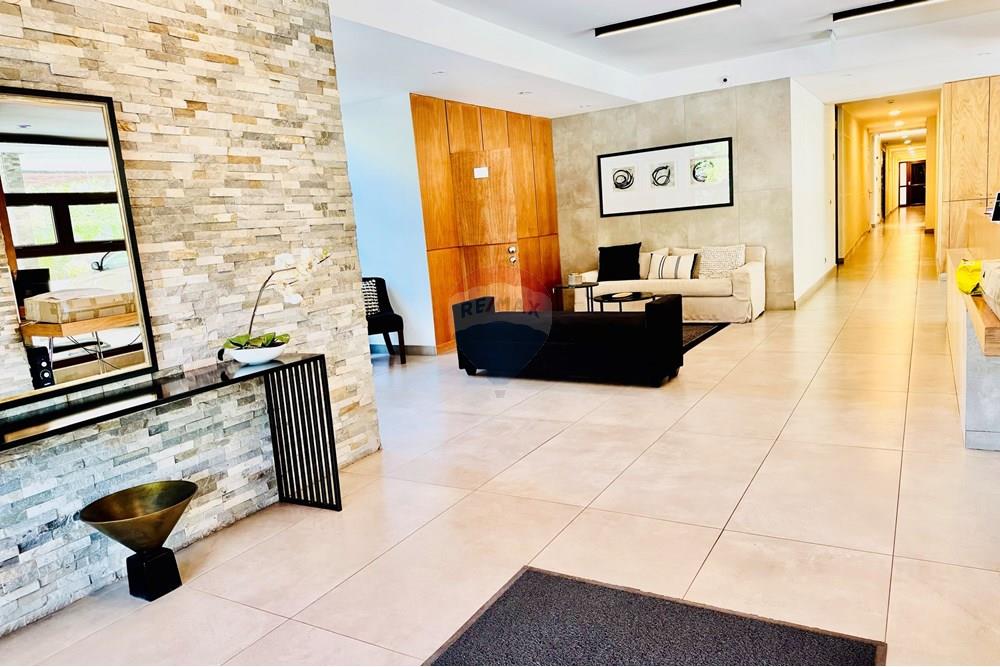 Residential - Stanovanje - Las Condes, Santiago, Metropolitana De Santiago - CL - recepcion Edificio conserjeria 2 .jpg - 1028018054-381