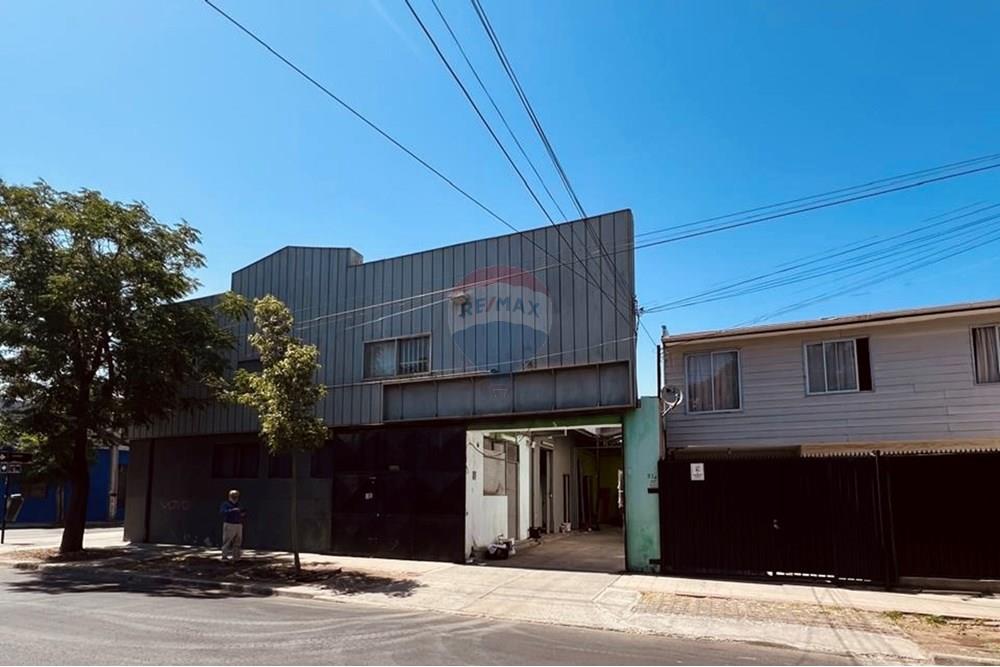 Commercieel - Plot of Land expectation to Building - Santiago, Santiago, Metropolitana De Santiago - CL - 942ae4f0-4207-4b8d-acec-22e3f21e5a37.jpg - 1028050181-168