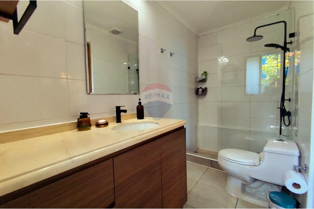 Residential - Rumah Terpisah - La Reina, Santiago, Metropolitana De Santiago - CL - IMG-20250925-WA0063.jpg - 1028100011-168