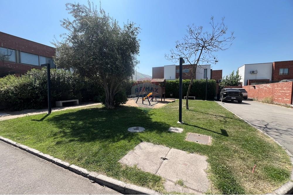 Elamine - Eramu - Huechuraba, Santiago, Metropolitana De Santiago - CL - IMG_4574.jpeg - 1028057106-139