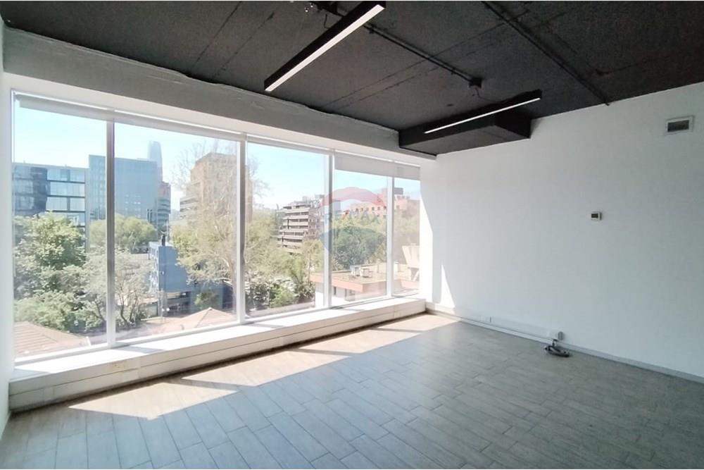 Turunduslik - Kontoripind - Providencia, Santiago, Metropolitana De Santiago - CL - WhatsApp Image 2025-10-14 at 13.16.19.jpeg - 1028036052-361