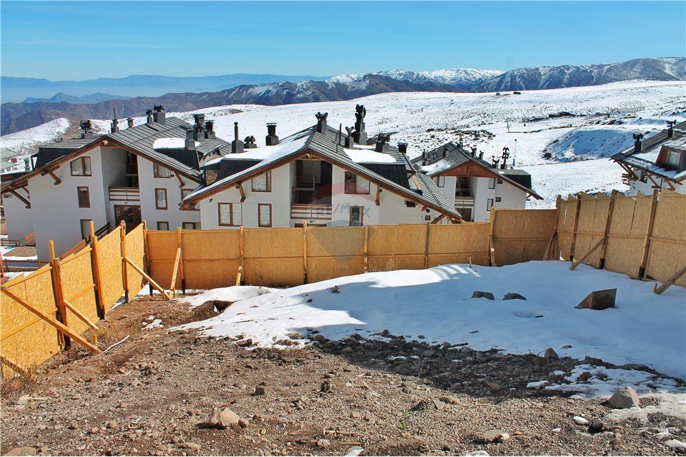 Residenziale - Terreno - Lo Barnechea, Santiago, Metropolitana De Santiago - CL - Altro - 1028109022-1009