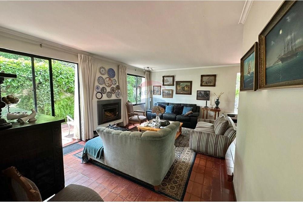 Dzīvojamais - Savrupmāja - La Reina, Santiago, Metropolitana De Santiago - CL - WhatsApp Image 2024-11-12 at 10.22.12 AM (1).jpeg - 1028103008-67