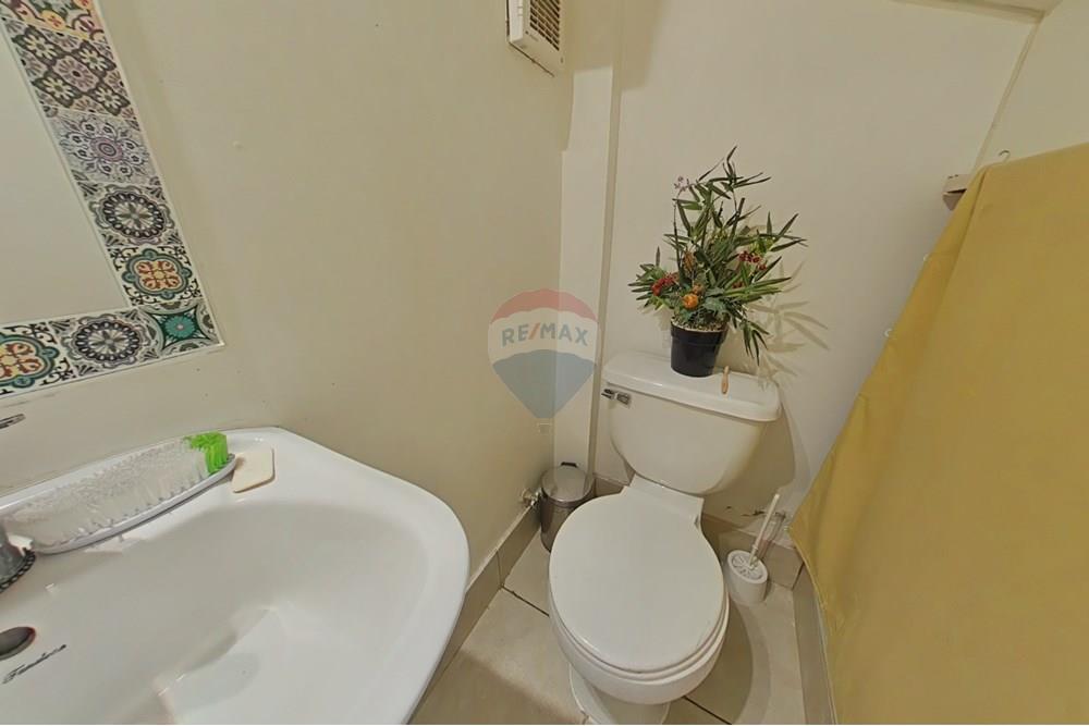 Konut - Bitiþik Villa - La Florida, Santiago, Metropolitana De Santiago - CL - Baño de invitados.jpg - 1028018589-8