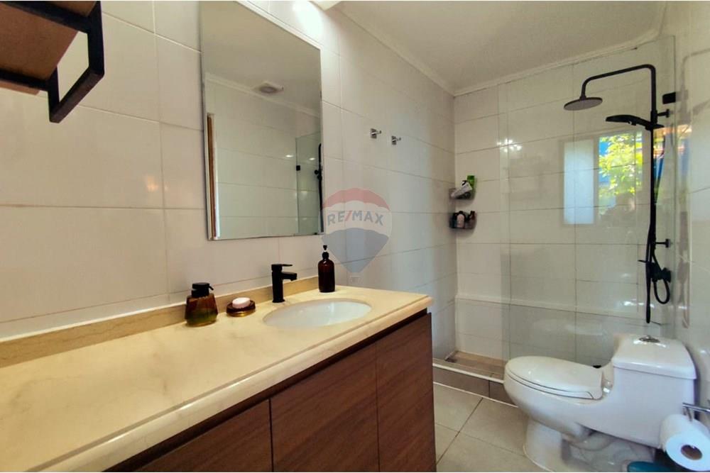 Residential - Rumah Terpisah - La Reina, Santiago, Metropolitana De Santiago - CL - IMG-20250925-WA0060.jpg - 1028100011-168