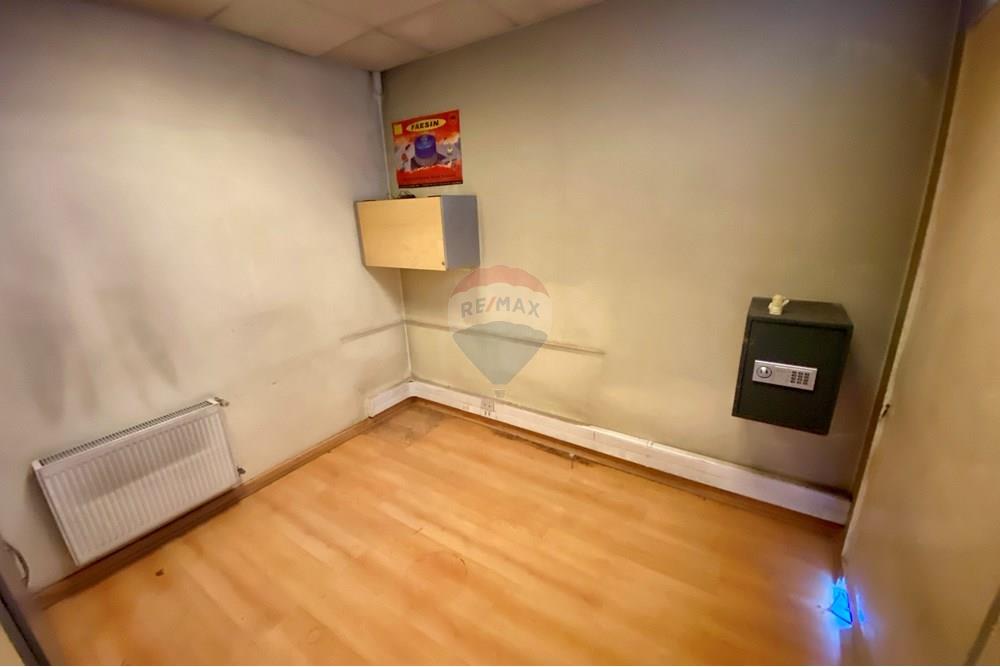 Komerciāli/Tirdzniecības - Plot of Land expectation to Building - San Miguel, Santiago, Metropolitana De Santiago - CL - IMG_6152.JPG - 1028018010-1510