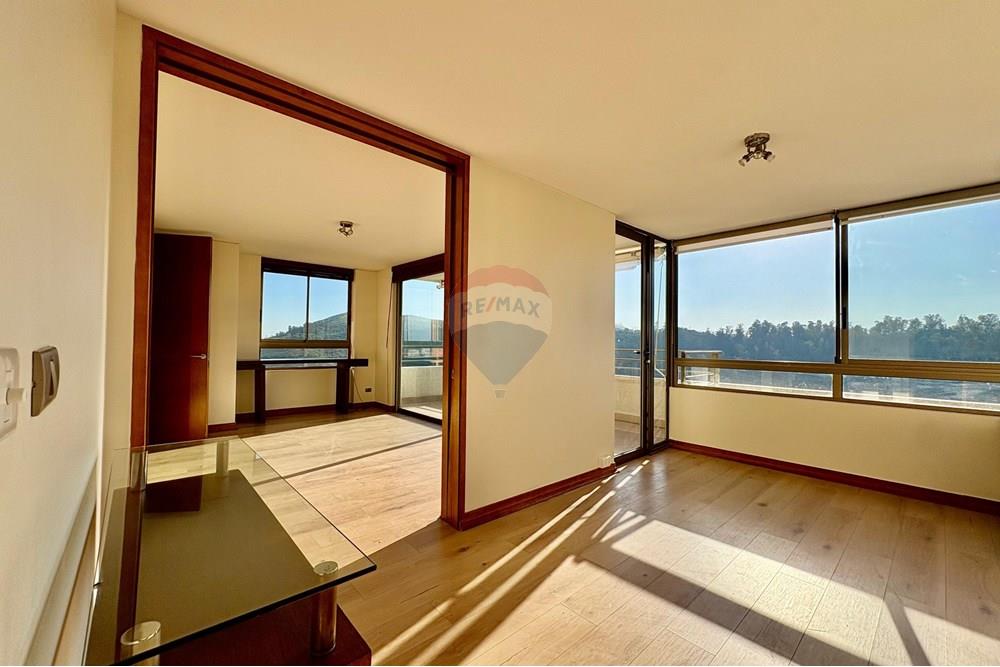 Residential - Stanovanje - Vitacura, Santiago, Metropolitana De Santiago - CL - WhatsApp Image 2025-10-02 at 2.28.45 PM (1).jpeg - 1028096115-6