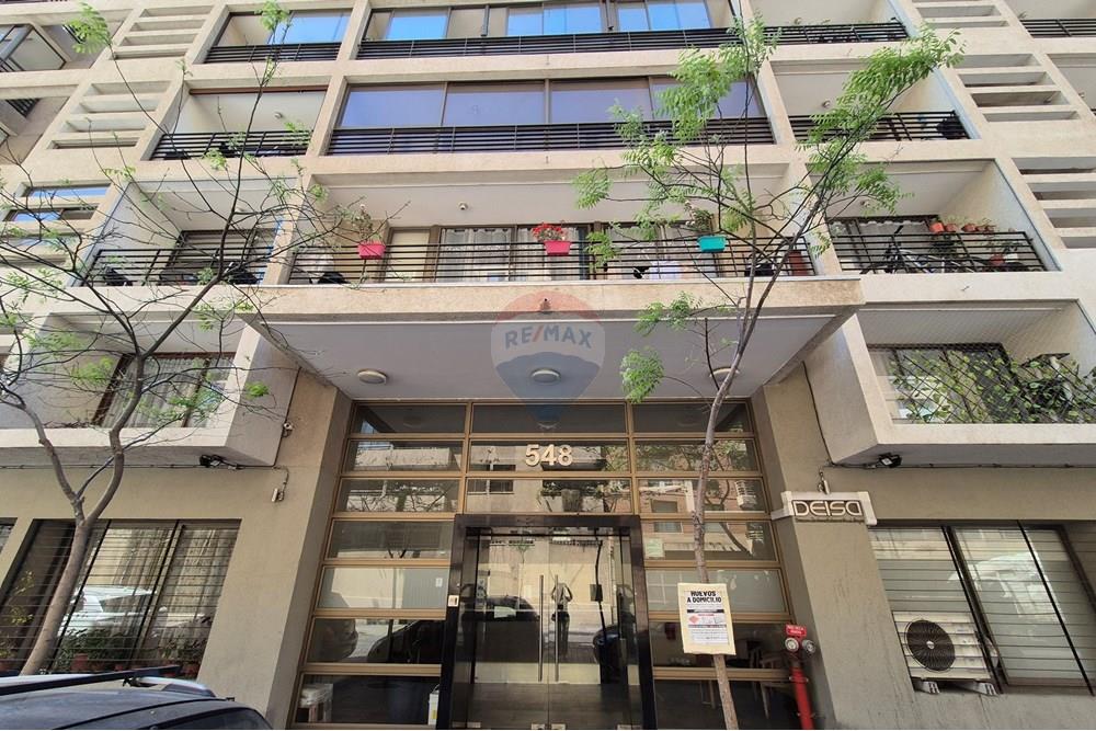 Residential - Stanovanje - Santiago, Santiago, Metropolitana De Santiago - CL - 20251003_123123.jpg - 1028057172-7