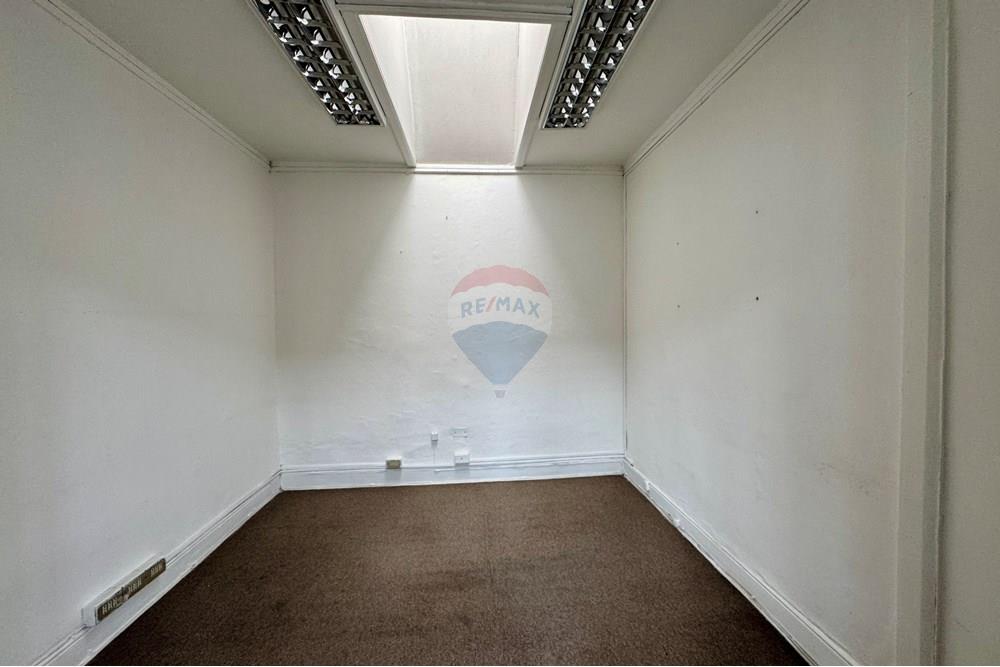 Търговски - Търговски обект/Магазин - Providencia, Santiago, Metropolitana De Santiago - CL - IMG_5986 2.JPG - 1028076046-521